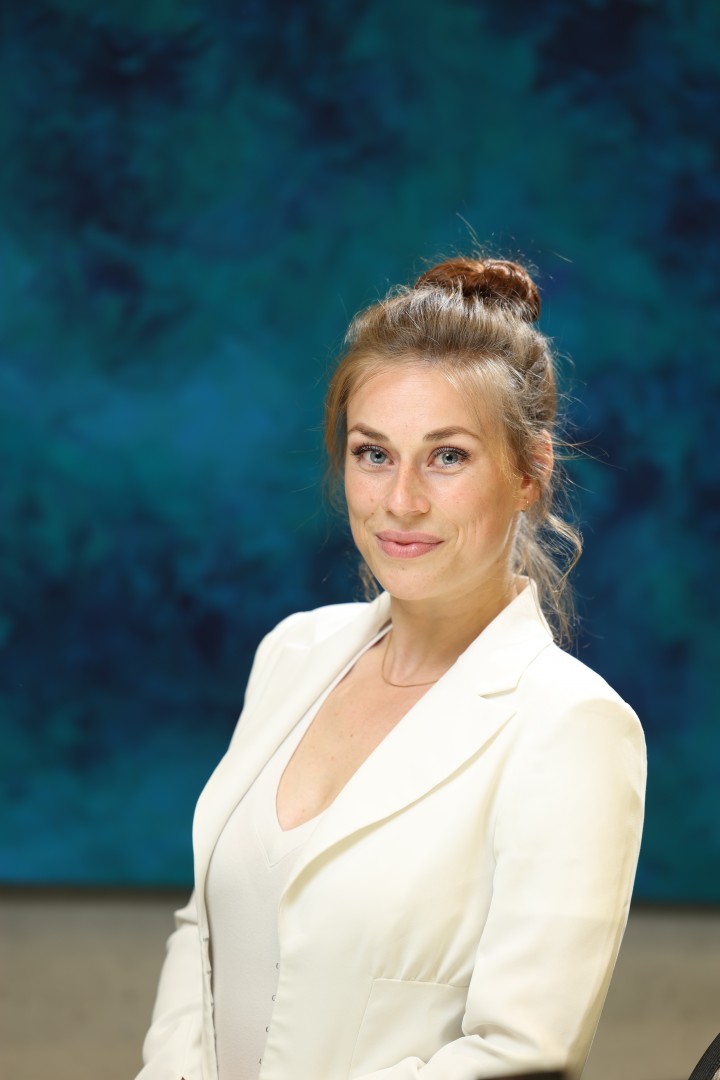 Lisa-Elaine Beccard