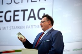 Eröffnungsrede von DPR Präsident Franz Wagner